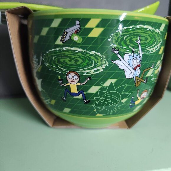 NEW Rick and Morty Ceramic Ramen Bowl With Chopsticks and Spoon Microwave Safe 2 - Picture 8 of 16
